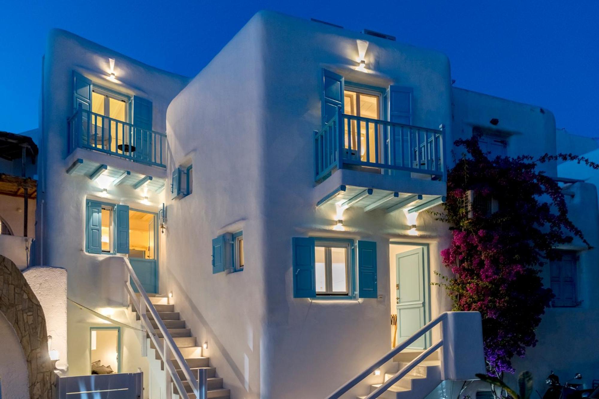 Mykonian Mews Luxury Suites Ψαρού Εξωτερικό φωτογραφία