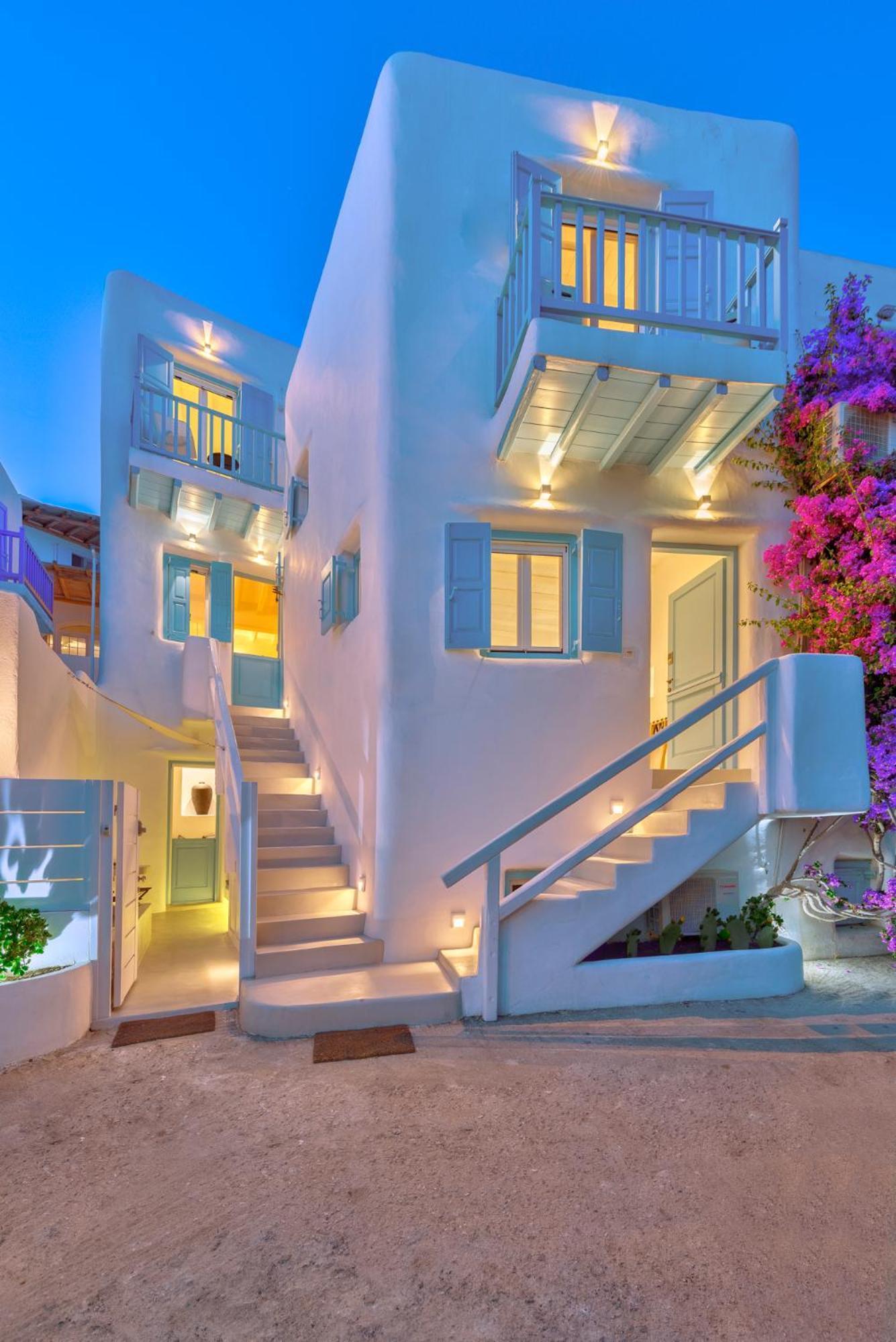 Mykonian Mews Luxury Suites Ψαρού Εξωτερικό φωτογραφία