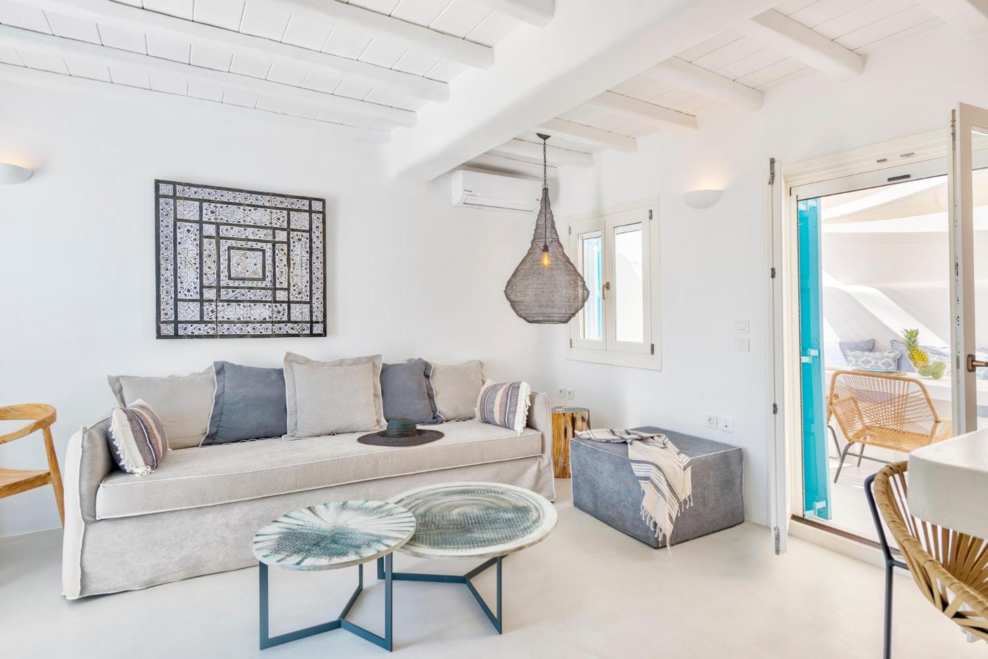 Mykonian Mews Luxury Suites Ψαρού Εξωτερικό φωτογραφία