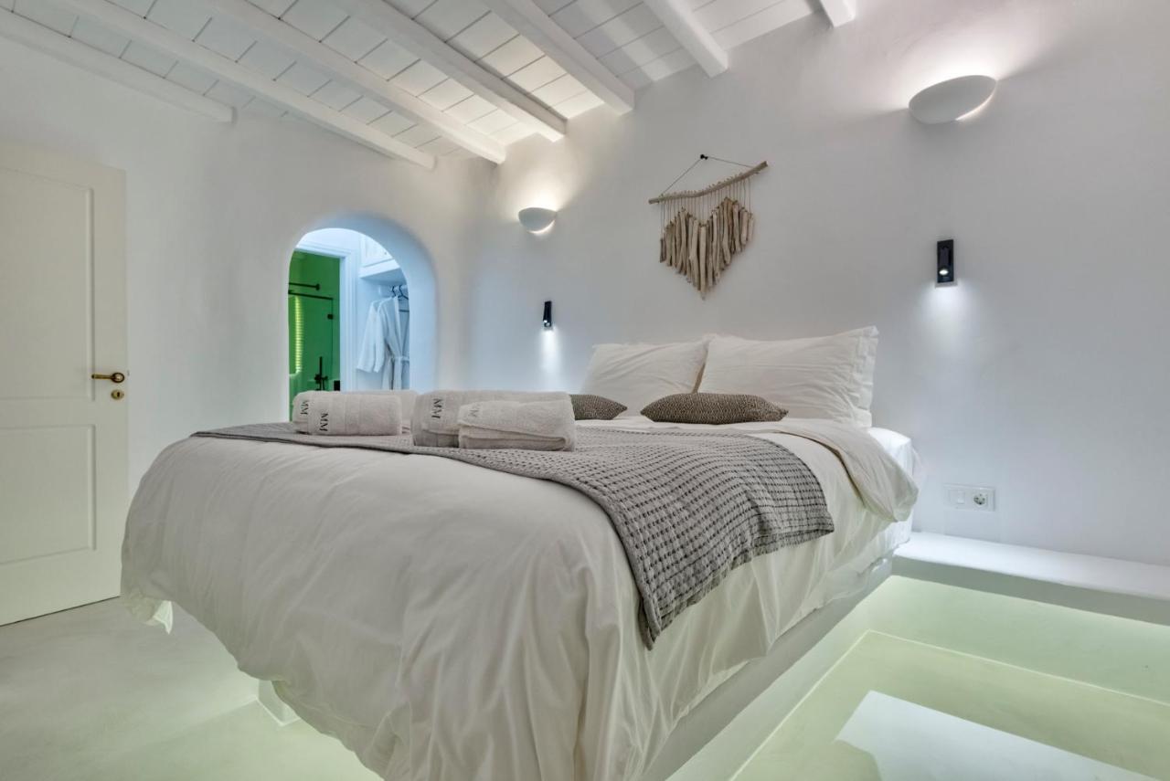 Mykonian Mews Luxury Suites Ψαρού Εξωτερικό φωτογραφία