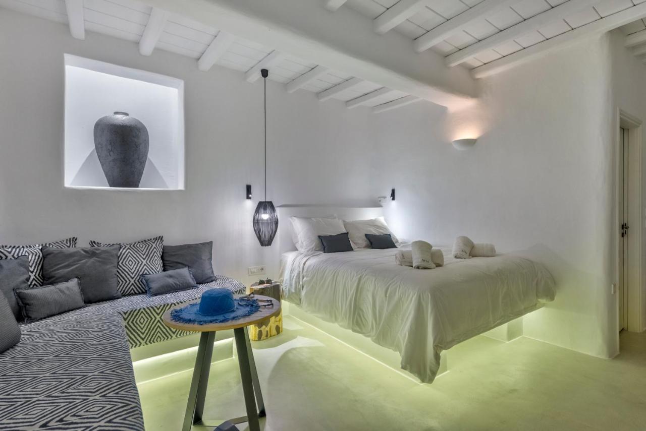 Mykonian Mews Luxury Suites Ψαρού Εξωτερικό φωτογραφία